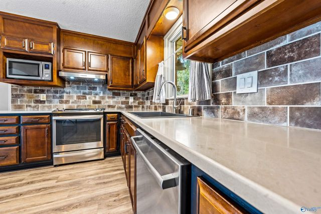 1009 Kinsey Drive SE, Huntsville, AL 35803