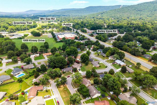 1009 Kinsey Drive SE, Huntsville, AL 35803
