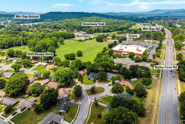 1009 Kinsey Drive SE, Huntsville, AL 35803