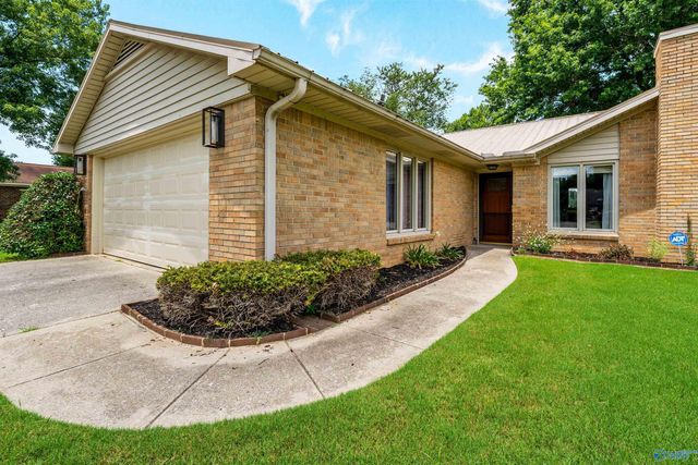 1009 Kinsey Drive SE, Huntsville, AL 35803