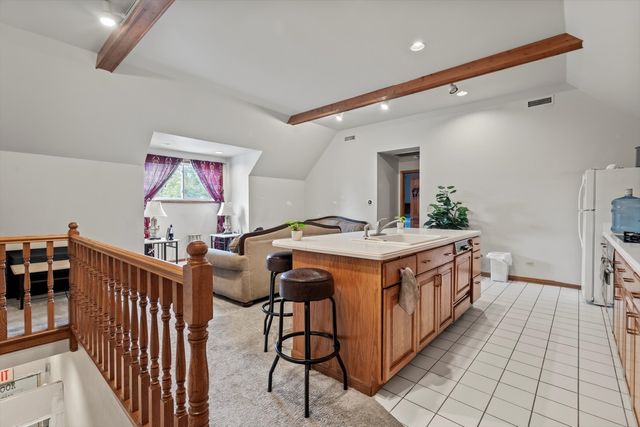15285 State Street, South Holland, IL 60473