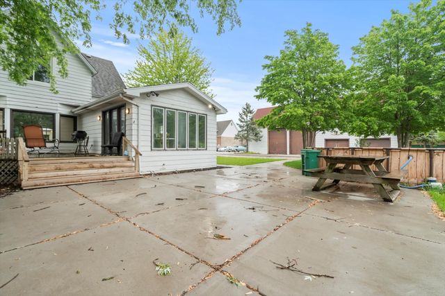 15285 State Street, South Holland, IL 60473