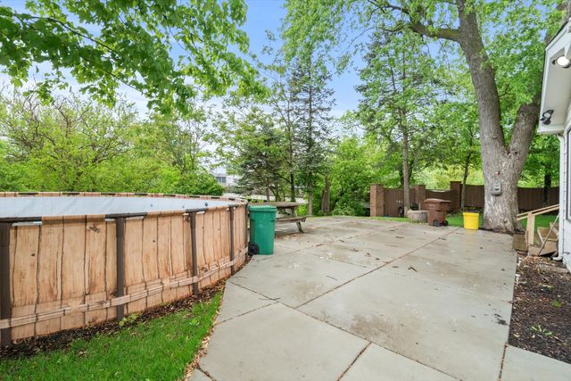 15285 State Street, South Holland, IL 60473