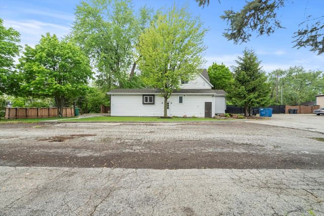 15285 State Street, South Holland, IL 60473