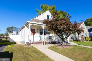 82 1ST AVE, Broomall, PA 19008