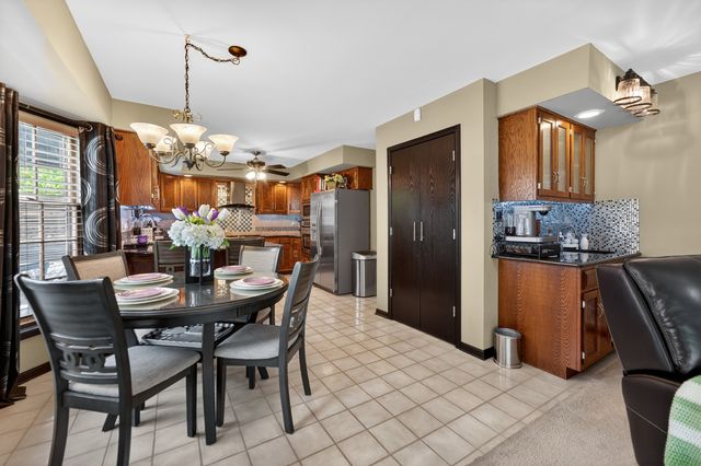 0S775 Madison Street, Winfield, IL 60190