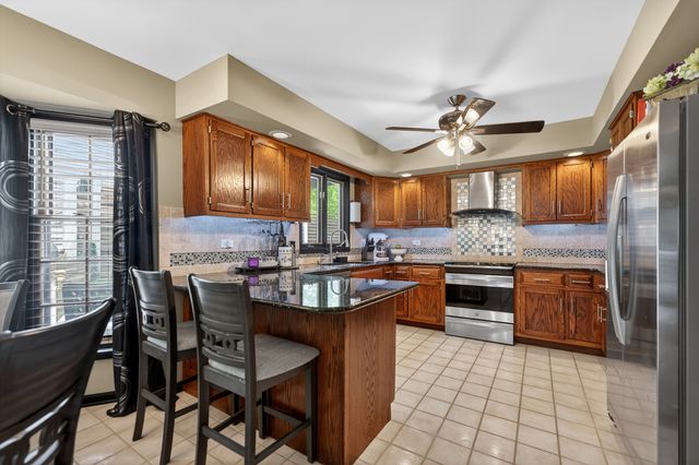 0S775 Madison Street, Winfield, IL 60190