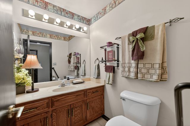 0S775 Madison Street, Winfield, IL 60190