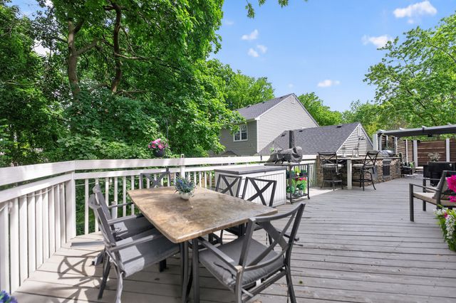 0S775 Madison Street, Winfield, IL 60190
