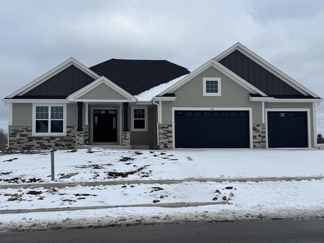 456 Sandstone STREET, Slinger, WI 53086