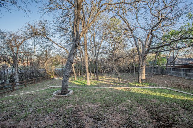 1617 sea breeze Court, Azle, TX 76020