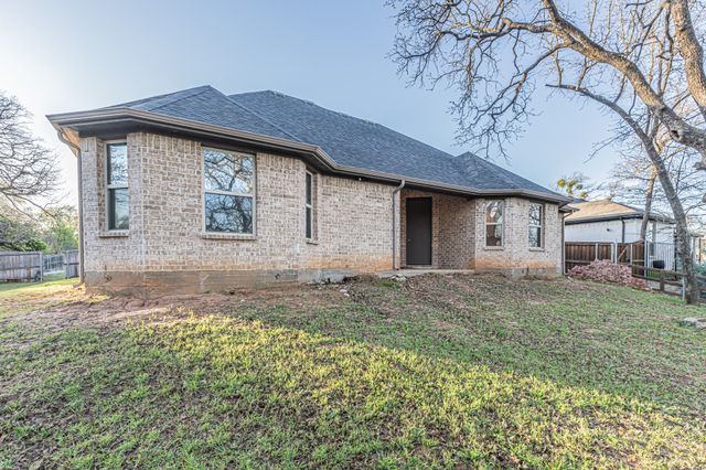 1617 sea breeze Court, Azle, TX 76020