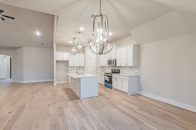 1617 sea breeze Court, Azle, TX 76020