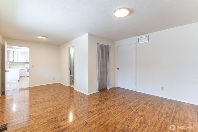 29513 39th Avenue S, Auburn, WA 98001