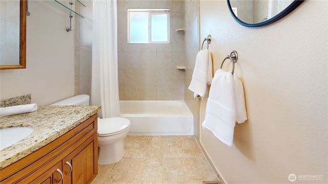 29513 39th Avenue S, Auburn, WA 98001