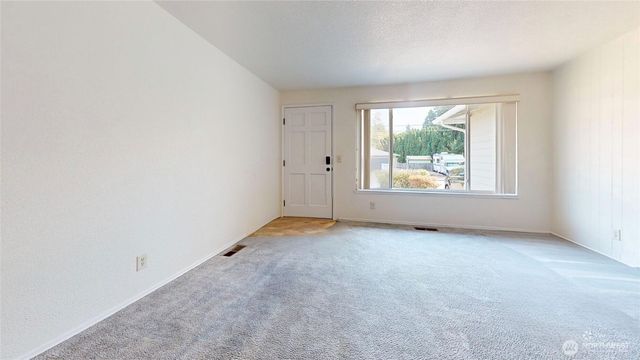 29513 39th Avenue S, Auburn, WA 98001