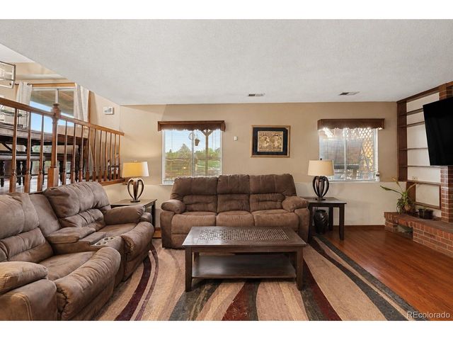 1781 S Ensenada St, Aurora, CO 80017