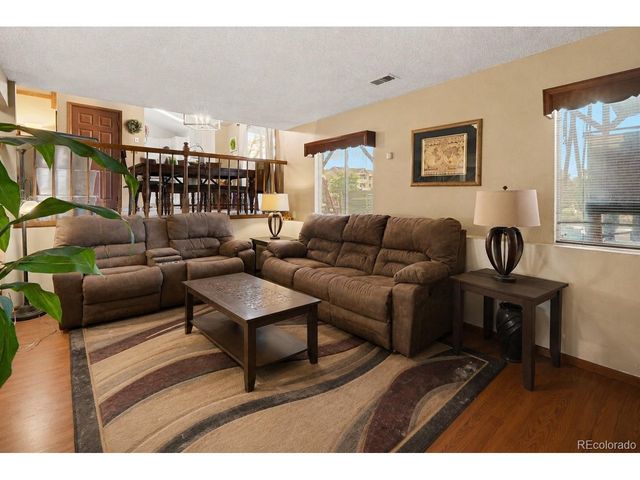 1781 S Ensenada St, Aurora, CO 80017