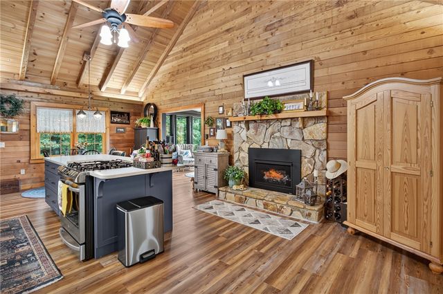158 Choestoea Road, Westminster, SC 29693