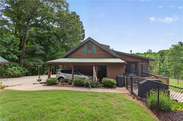 158 Choestoea Road, Westminster, SC 29693
