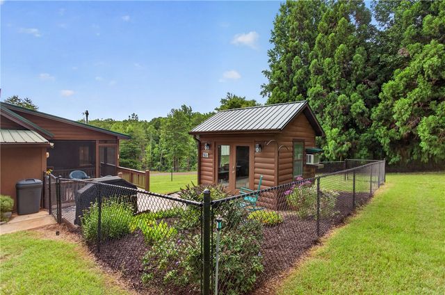 158 Choestoea Road, Westminster, SC 29693
