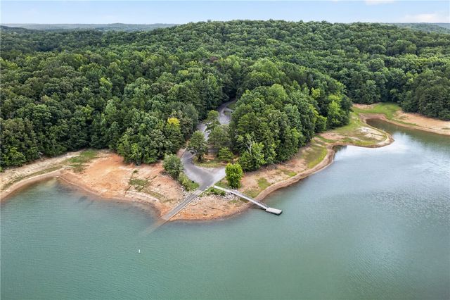 158 Choestoea Road, Westminster, SC 29693