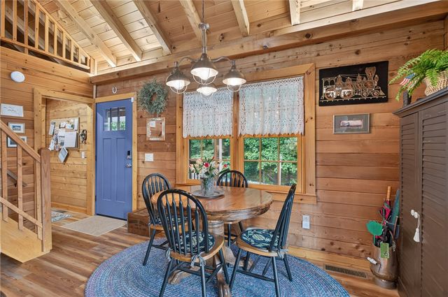 158 Choestoea Road, Westminster, SC 29693
