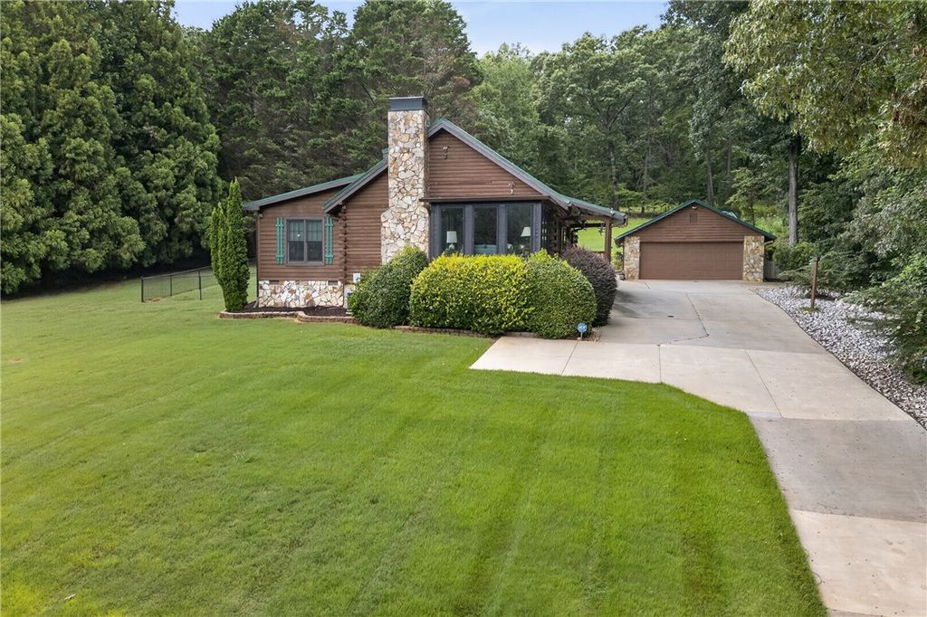 158 Choestoea Road, Westminster, SC 29693