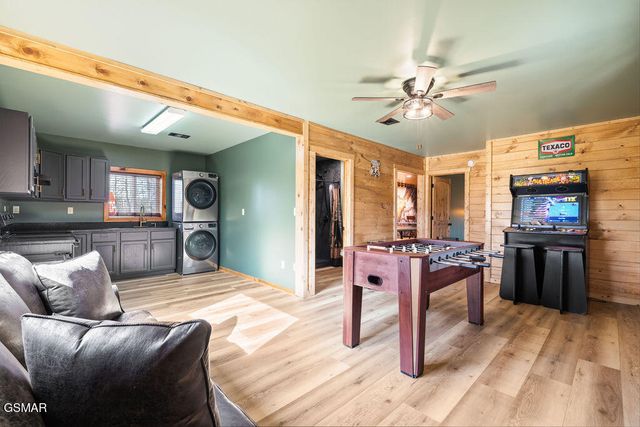 3630 Mountain Top Lane, Sevierville, TN 37876