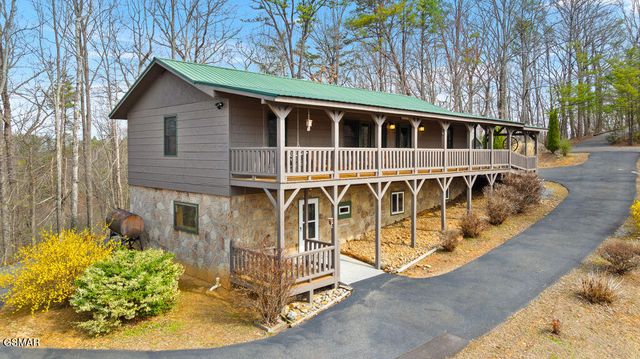 3630 Mountain Top Lane, Sevierville, TN 37876