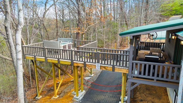 3630 Mountain Top Lane, Sevierville, TN 37876