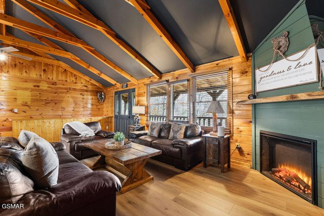 3630 Mountain Top Lane, Sevierville, TN 37876