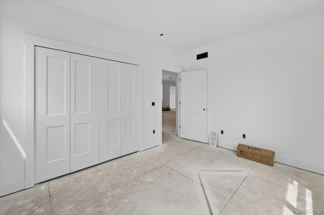 3297 Oak Grove Road, Howell Township, MI 48855