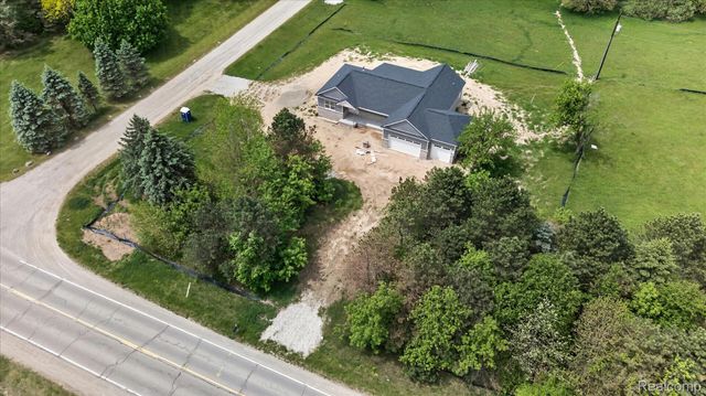 3297 Oak Grove Road, Howell Township, MI 48855