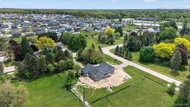 3297 Oak Grove Road, Howell Township, MI 48855