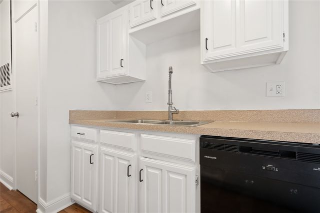 3021 Dupree Street, Irving, TX 75062