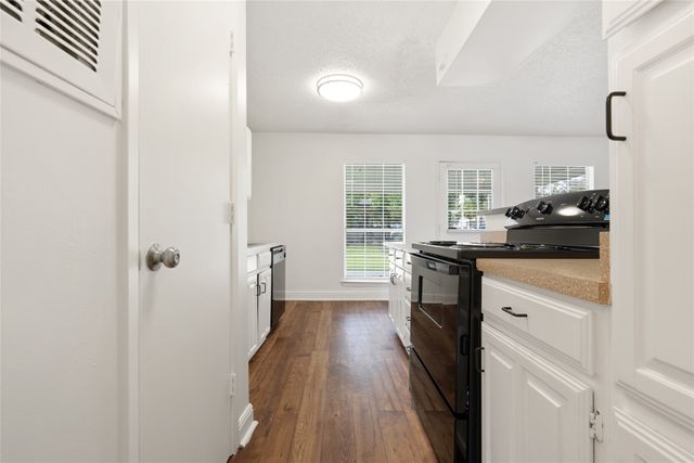 3021 Dupree Street, Irving, TX 75062