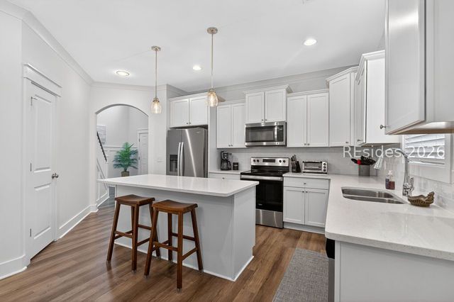 15 Mangrove St, Hilton Head Island, SC 29926
