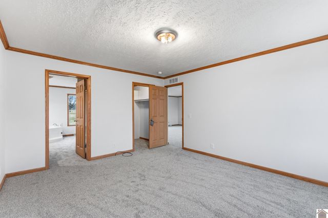 1080 St Rt 1241, Mayfield, KY 42066