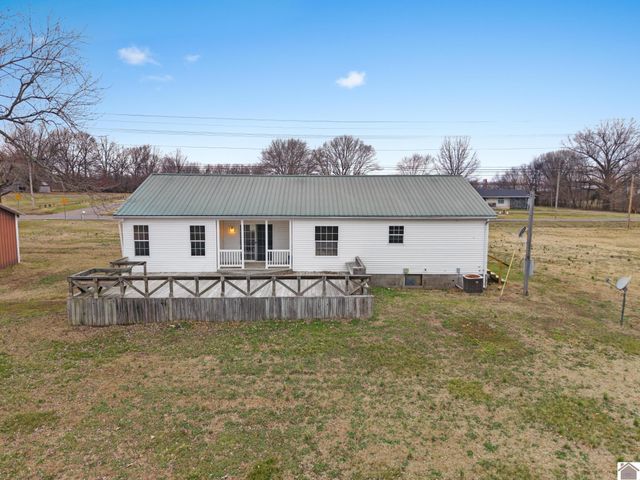 1080 St Rt 1241, Mayfield, KY 42066