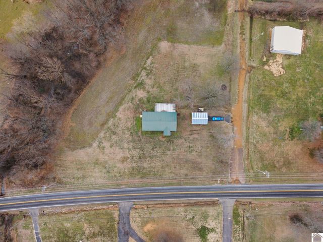 1080 St Rt 1241, Mayfield, KY 42066