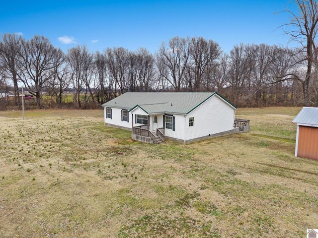 1080 St Rt 1241, Mayfield, KY 42066