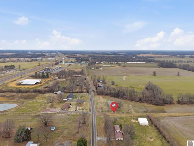 1080 St Rt 1241, Mayfield, KY 42066