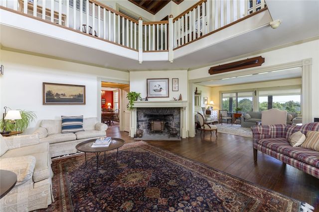 28 Newport Street, Jamestown, RI 02835