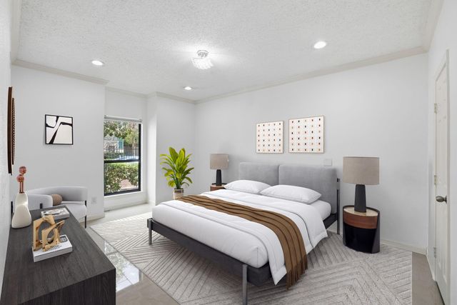 1100 Augusta Drive 57, Houston, TX 77057