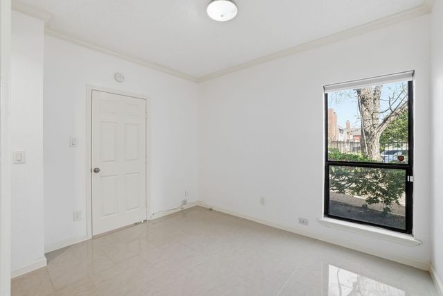 1100 Augusta Drive 57, Houston, TX 77057