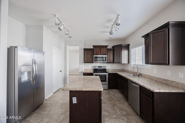 7422 S 27TH Way, Phoenix, AZ 85042