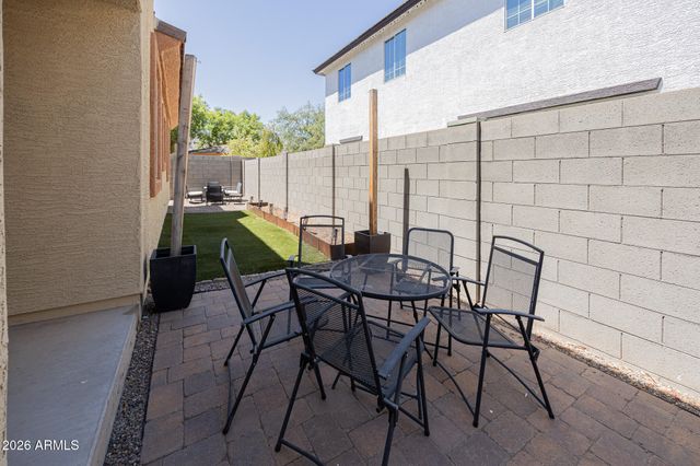 7422 S 27TH Way, Phoenix, AZ 85042