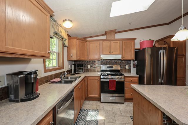 50 Hoit Mill Road, Weare, NH 03281