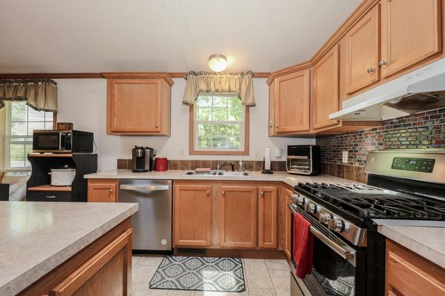 50 Hoit Mill Road, Weare, NH 03281